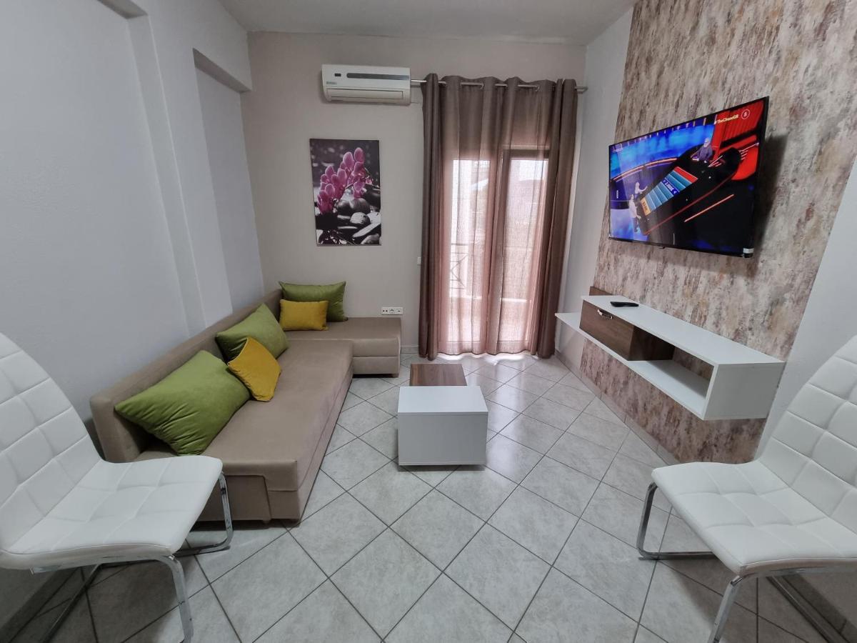 Premium Suites Ofrinion Luaran gambar