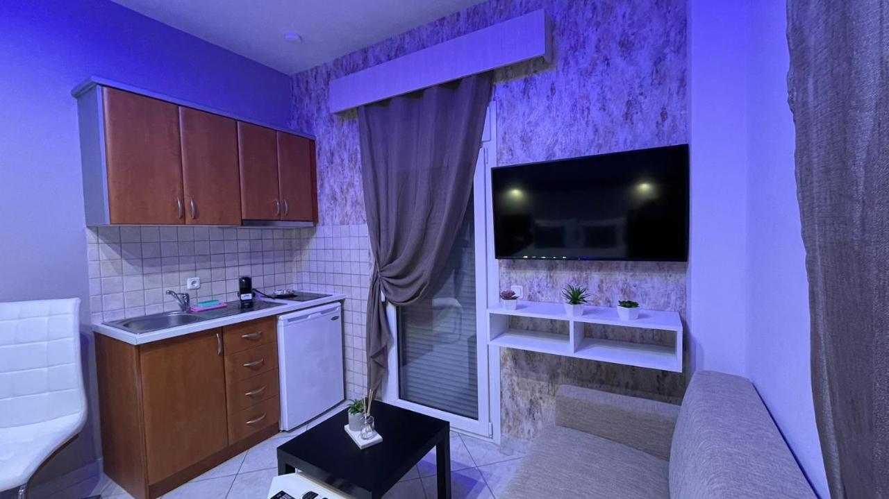 Premium Suites Ofrinion Luaran gambar